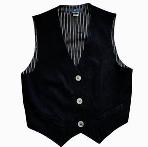 Gap Cropped Black Vest - CUTE Dress Up or Down